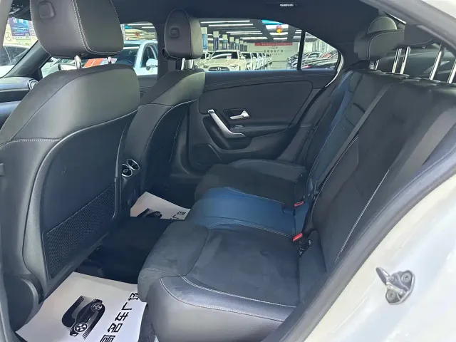 Mercedes-Benz A-Class — Фото автомобиля 5