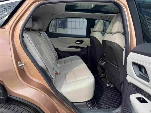 Nissan Ariya — Фото автомобиля 11