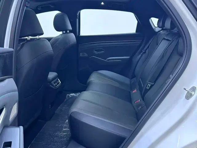 BYD Qin L — Фото автомобиля 7