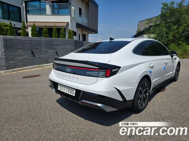 Hyundai Sonata — Фото автомобиля 2