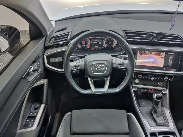 Audi Q3 — Фото автомобиля 9
