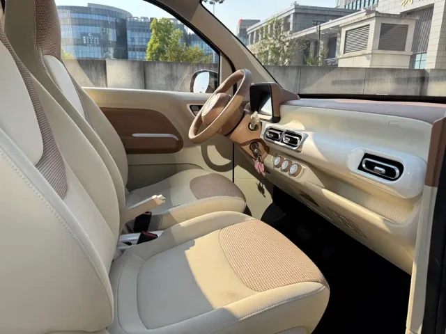Wuling Hongguang Mini EV — Фото автомобиля 8