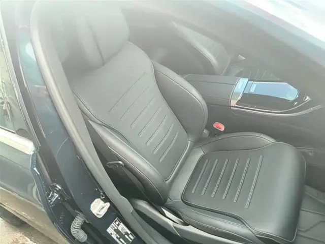 Mercedes-Benz C-Class — Фото автомобиля 24