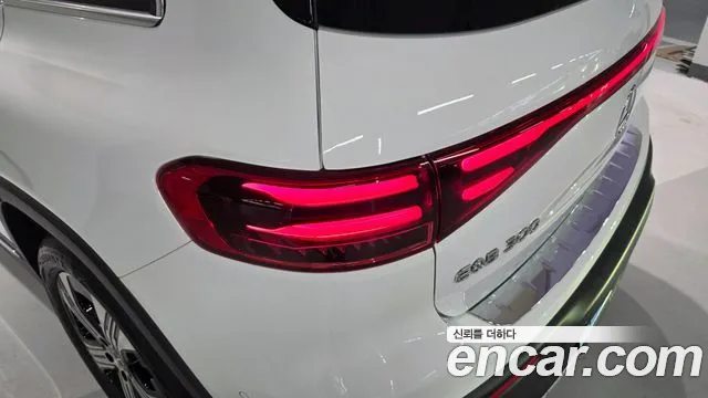 Mercedes-Benz EQB X243 — Фото автомобиля 12