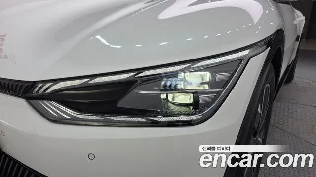 Kia EV6 — Фото автомобиля 20