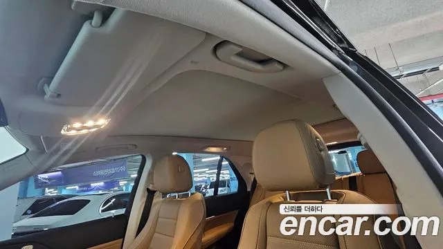 Mercedes-Benz GLE-Class — Фото автомобиля 13