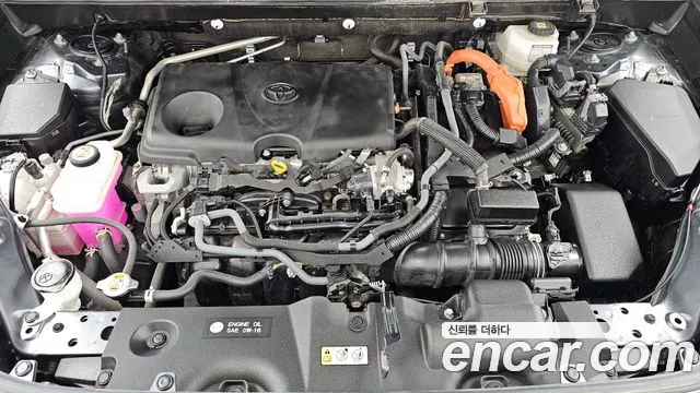 Toyota RAV4 — Фото автомобиля 5
