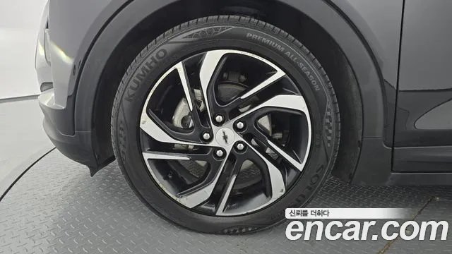 Chevrolet Bolt EV — Фото автомобиля 5