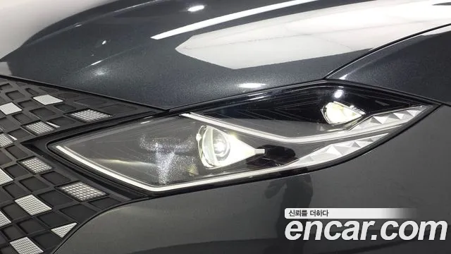 Hyundai Grandeur Grandeur (New) Hybrid — Фото автомобиля 22