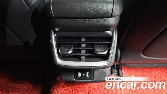 Hyundai Grandeur Grandeur (GN7) 3.5 LPG 2WD (Такси) — Фото автомобиля 27