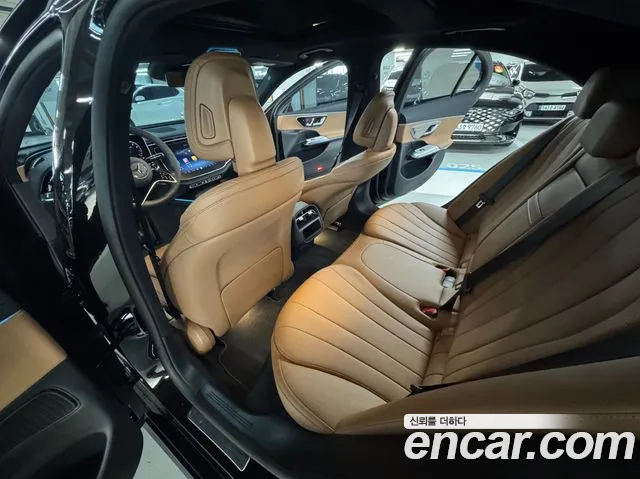Mercedes-Benz E-Class W214 — Фото автомобиля 15