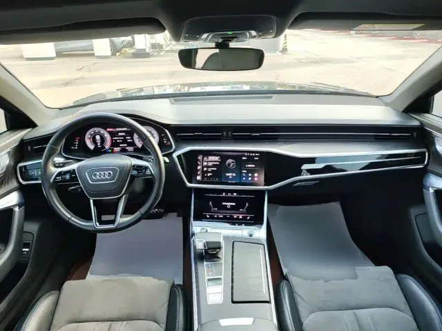 Audi A6L — Фото автомобиля 9