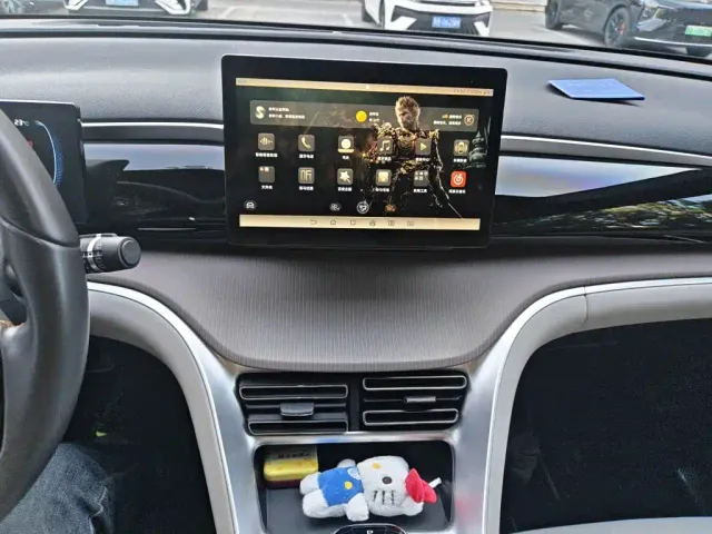 BYD Song Pro — Фото автомобиля 9