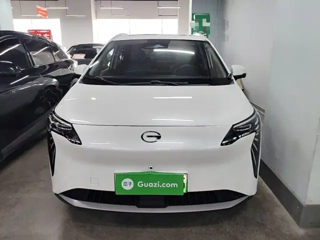 GAC Aion Y — Фото автомобиля 2
