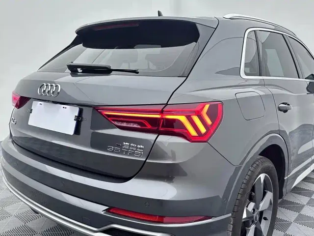 Audi Q3 — Фото автомобиля 17