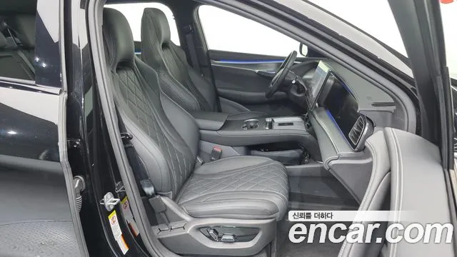 BYD Sealion 7 — Фото автомобиля 11