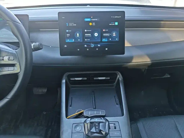 BYD Qin PLUS — Фото автомобиля 12