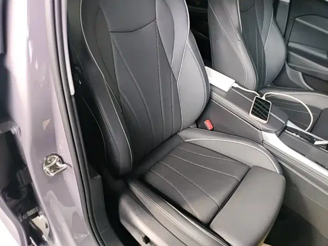 Volkswagen Passat — Фото автомобиля 24