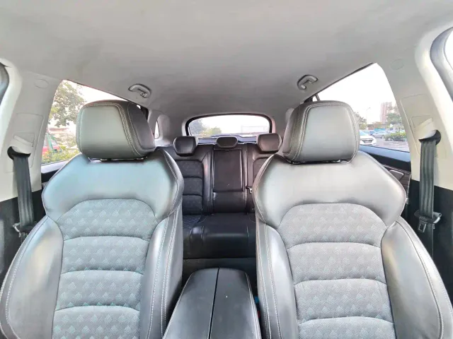 Skyworth Auto Skyworth EV6 — Фото автомобиля 10