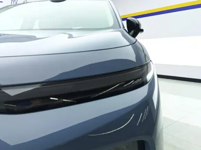 Leapmotor B10 — Фото автомобиля 5