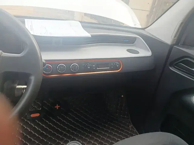Wuling Hongguang Mini EV — Фото автомобиля 12