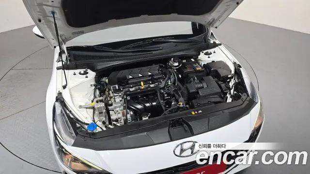 Hyundai Avante CN7 — Фото автомобиля 9