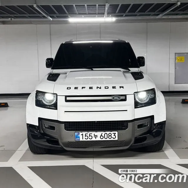 Land Rover Defender — Фото автомобиля 3