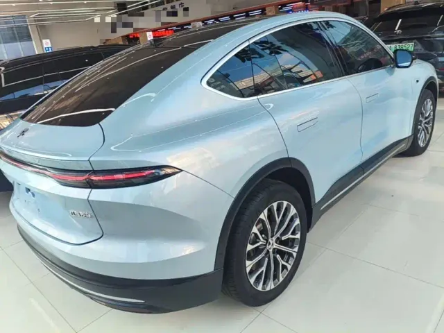 Nio EC6 — Фото автомобиля 6