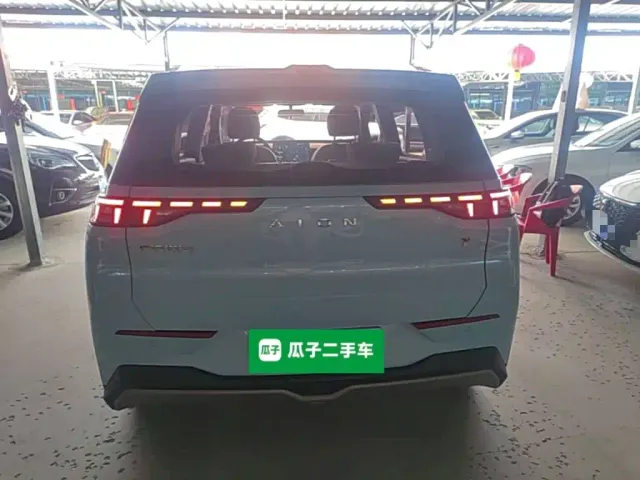GAC Aion Y — Фото автомобиля 5
