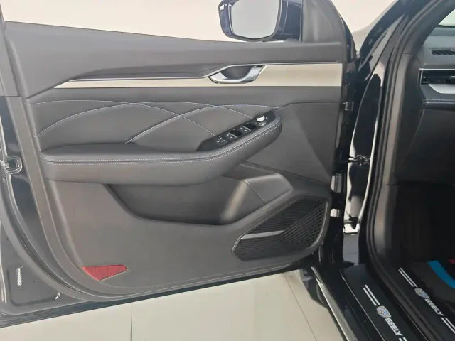 Geely Xingrui — Фото автомобиля 25