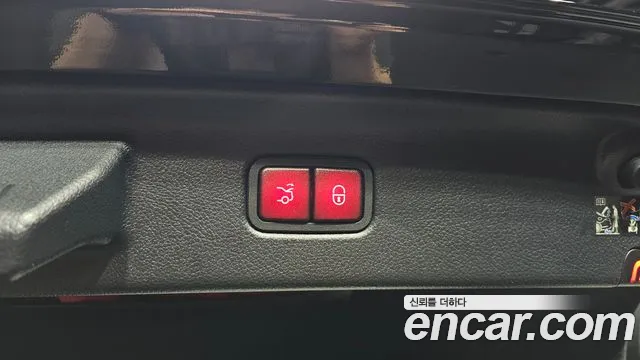 Mercedes-Benz S-Class — Фото автомобиля 27