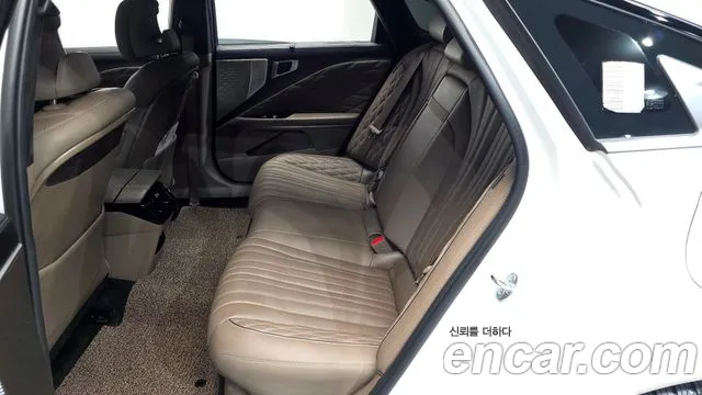 Kia K8 Hybrid — Фото автомобиля 17