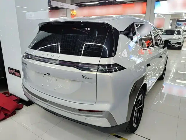 GAC Aion Y — Фото автомобиля 6