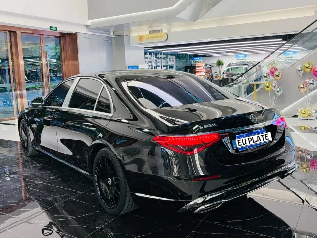 Mercedes-Benz S-Class — Фото автомобиля 4