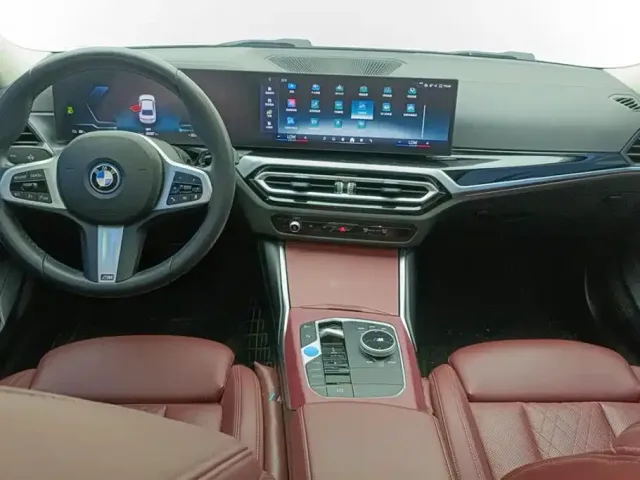 BMW i3 — Фото автомобиля 12