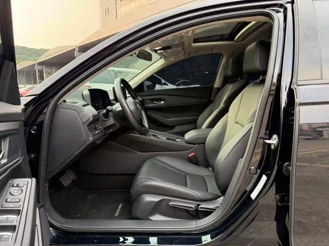 Honda Accord — Фото автомобиля 9