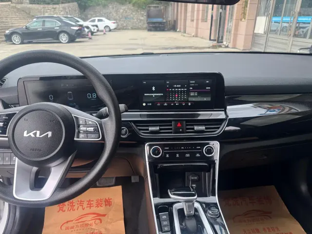 Kia Seltos — Фото автомобиля 11