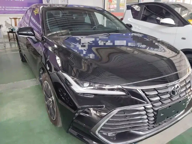 Toyota Avalon — Фото автомобиля 3