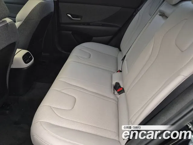 Hyundai Avante CN7 — Фото автомобиля 6