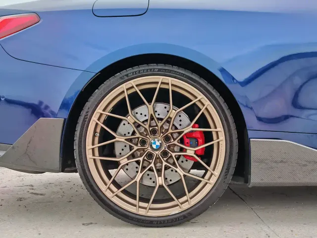 BMW M4 — Фото автомобиля 7