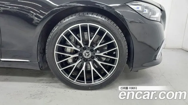 Mercedes-Benz S-Class — Фото автомобиля 5