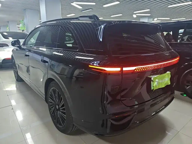 Xpeng G9 — Фото автомобиля 4