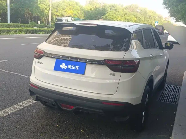 Geely Binyue — Фото автомобиля 3