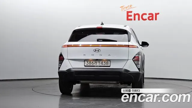 Hyundai Kona SX2 — Фото автомобиля 4