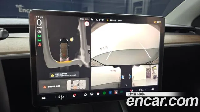 Tesla Model Y — Фото автомобиля 12