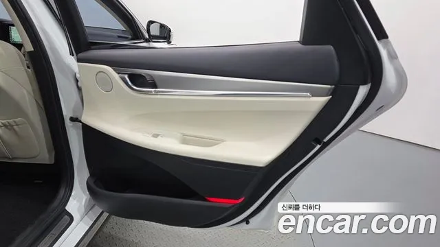 Hyundai Grandeur New — Фото автомобиля 14