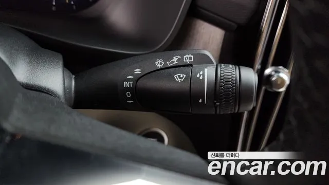 Вольво XC40 B4 Ultra Bright — Фото автомобиля 14