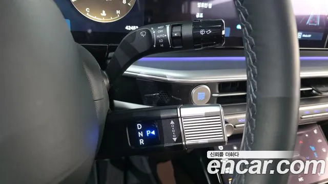 Hyundai Grandeur GN7 — Фото автомобиля 12