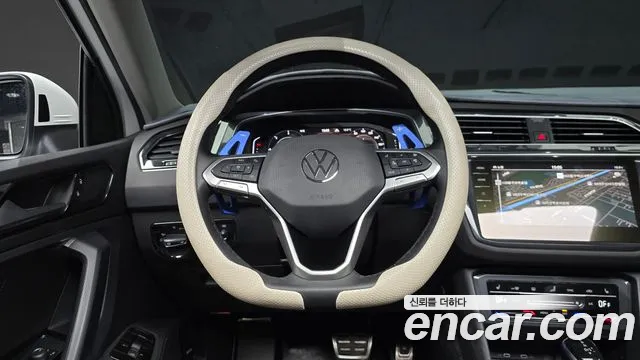 Volkswagen Tiguan — Фото автомобиля 12