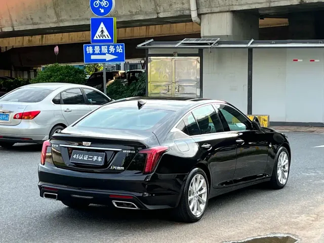 Cadillac CT5 — Фото автомобиля 5